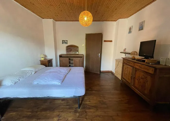 Casa Vacanza Pegrini Nel Centro Storico Di Gavi