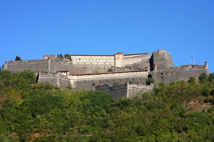 Casa Pegrini Nel Centro Storico Di * Gavi